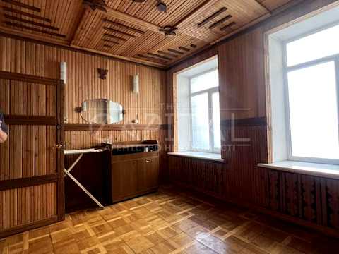 комерційна за адресою Хрещатик вул. (Kreschatic), 4