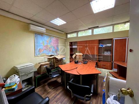комерційна за адресою Карела Чапека вул. (Юліуса Фучика), 15
