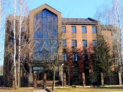 коммерческая по адресу Волинська, 67