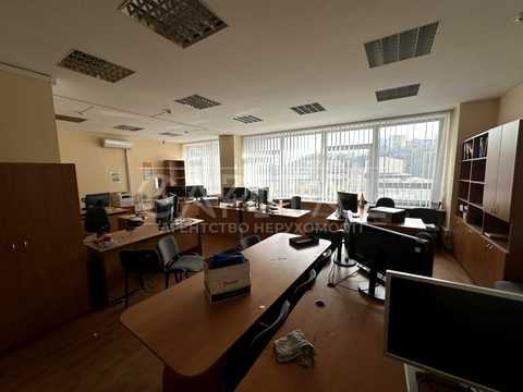 коммерческая по адресу Кудрявський узвіз, 7