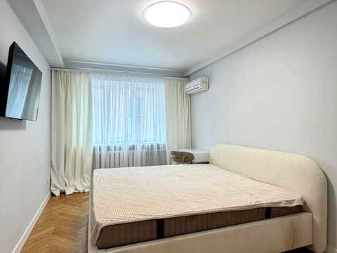 квартира за адресою Велика Васильківська вул. (Червоноармійська), 131