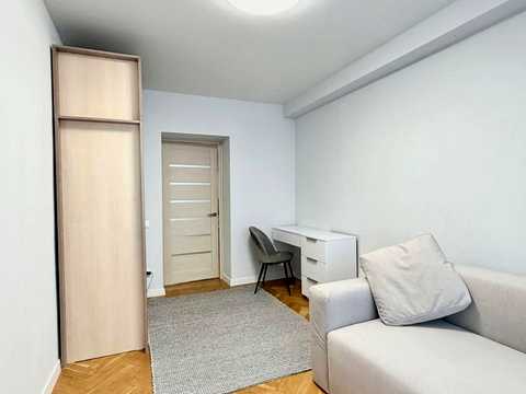 квартира за адресою Велика Васильківська вул. (Червоноармійська), 131