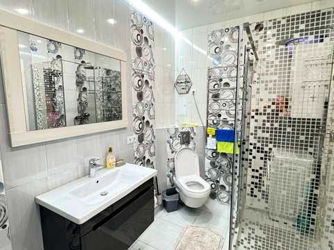 квартира за адресою Перлинна вул., 7