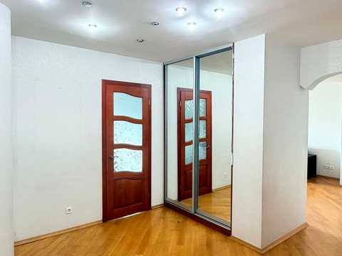 квартира по адресу Вячеслава Черновола ул., 20