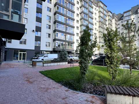 квартира по адресу Черновола ул., 123-А