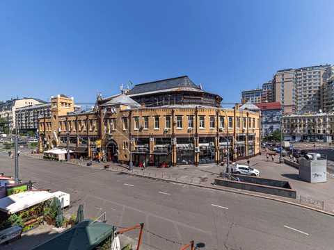 комерційна за адресою Басейна вул., 21-Б