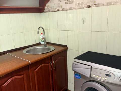 квартира за адресою Космонавтів вул., 38