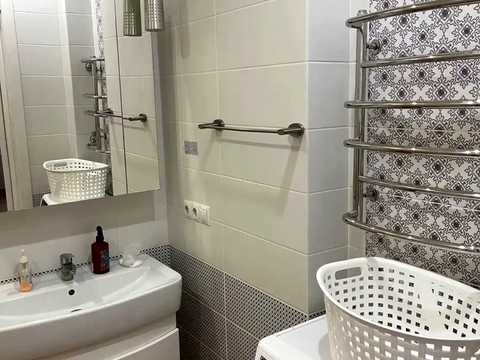 квартира за адресою Феодосійська вул., 3-В