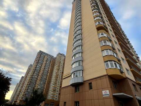 квартира за адресою Юрія Кондратюка вул., 5