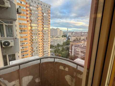 квартира за адресою Юрія Кондратюка вул., 5