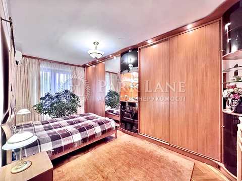 квартира за адресою Гоголівська вул., 36-40