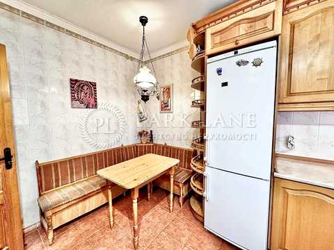 квартира за адресою Гоголівська вул., 36-40