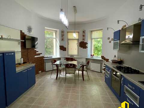 будинок за адресою Козацька вул., 11