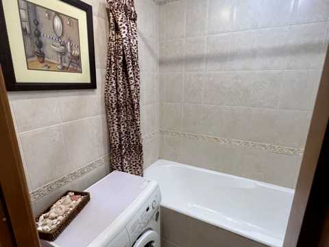 квартира за адресою Новорічна вул., 75