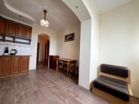 квартира за адресою Академіка Заболотного вул., 118