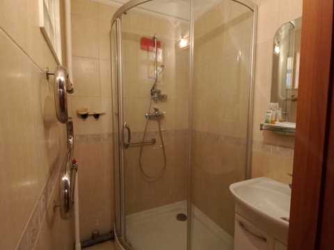 квартира за адресою Євгена Сверстюка вул. (Марини Раскової), 8-А