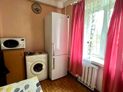 квартира за адресою Братиславська вул., 36/2