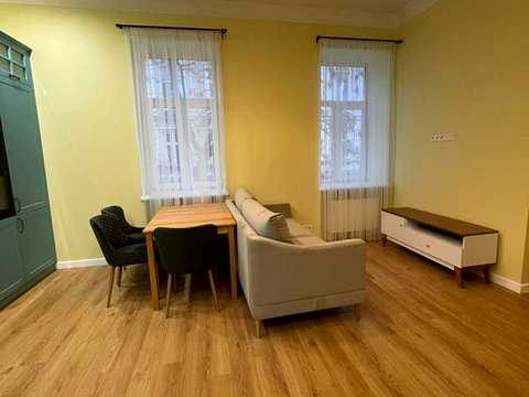 квартира по адресу Пекарская ул., 31
