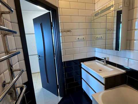 квартира за адресою Басейна вул., 6А