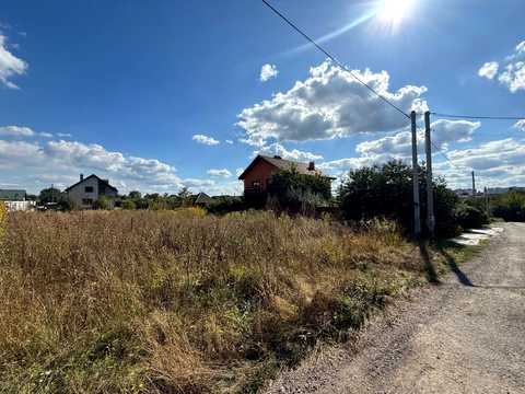 ділянка за адресою с. Тарасівка, Ярова вул. (Корчагіна)