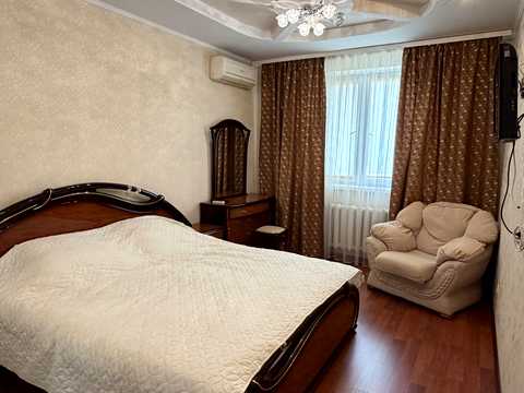 квартира по адресу Александра Мишуги ул., 8