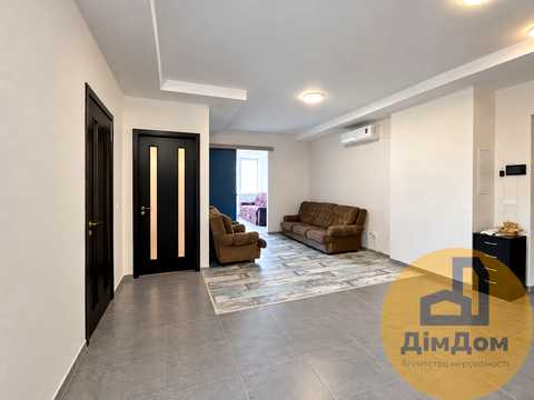 квартира за адресою Феодосійська вул., 1-А