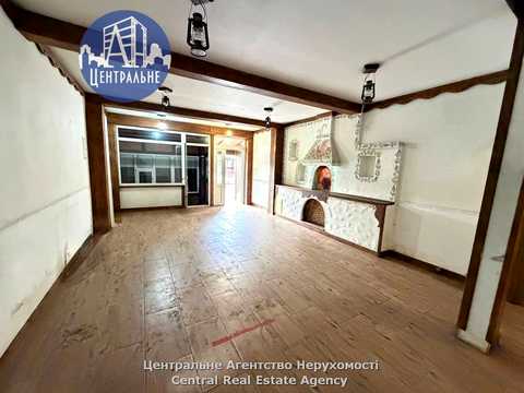 комерційна за адресою Чернівці, Ентузіастів вул., 2А