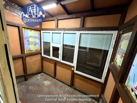 комерційна за адресою Чернівці, Ентузіастів вул., 2А