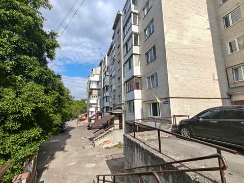 квартира по адресу Уласа Самчука ул. (Молодої Гвардії), 32