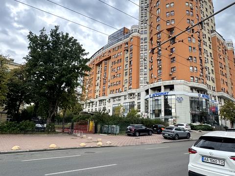 квартира по адресу Евгения Коновальца ул. (Щорса), 44-А