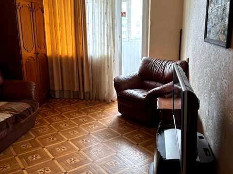 квартира по адресу Олега Мудрака ул. (Генерала Наумова), 37-Б