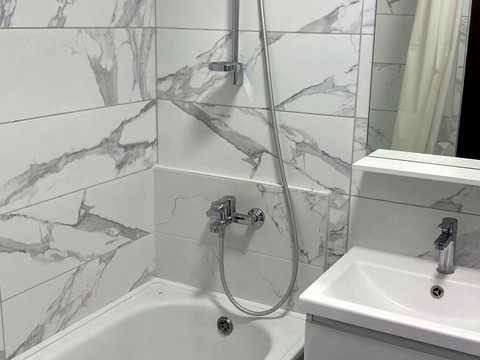квартира за адресою Софії Русової вул., 7-А