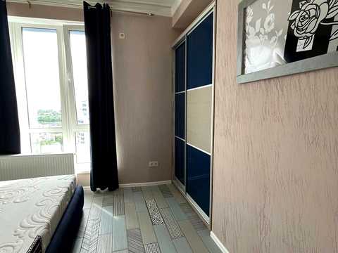 квартира за адресою Кирило-Мефодіївська вул., 2