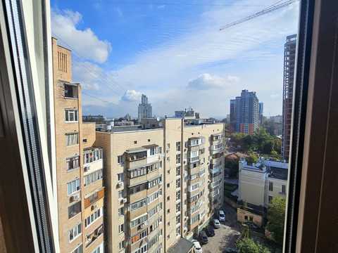 квартира за адресою Загорівська вул. (Багговутівська), 8/10