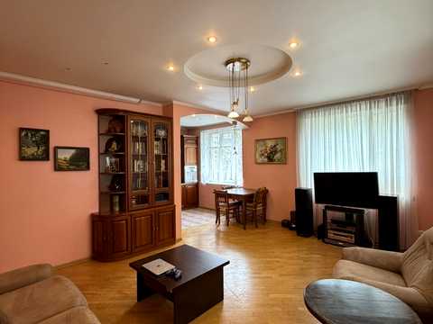 квартира по адресу Соборная ул., 14
