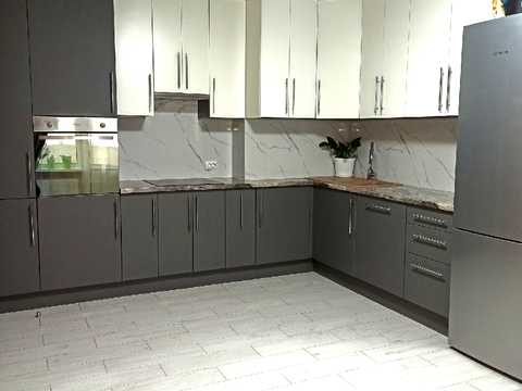 квартира за адресою Миколи Вінграновського вул., 2