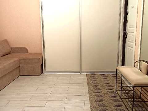 квартира за адресою Миколи Вінграновського вул., 2
