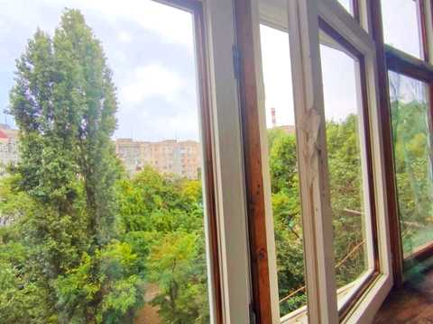 квартира за адресою Князя Ярослава Мудрого просп. (Академіка Глушка), 5а