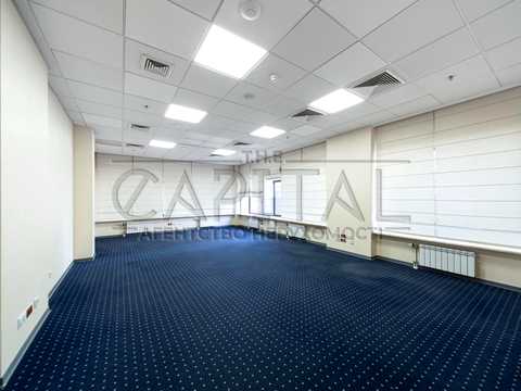 комерційна за адресою Лесі Українки бульв., 34