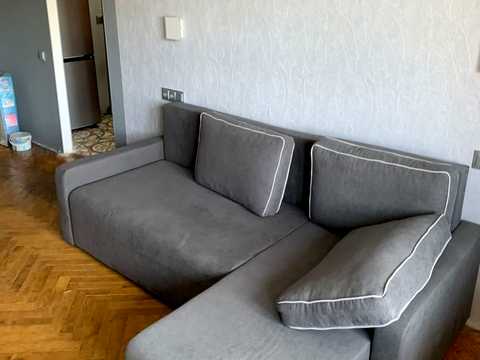 квартира по адресу Строителей ул., 12