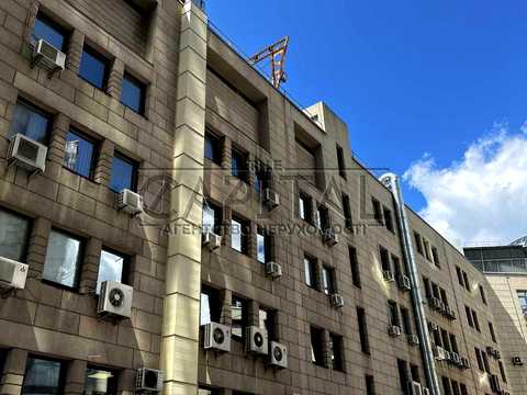коммерческая по адресу Саксаганского ул., 120