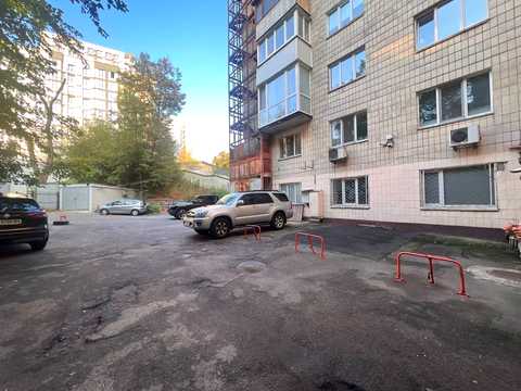 коммерческая по адресу Чеховский пер., 2