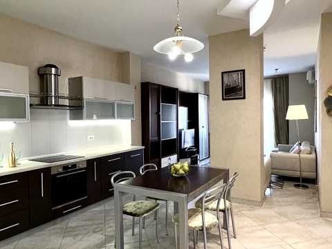 квартира по адресу Французский бульв., 9