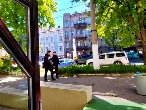 комерційна за адресою Ніни Строкатої вул. (Буніна), 13