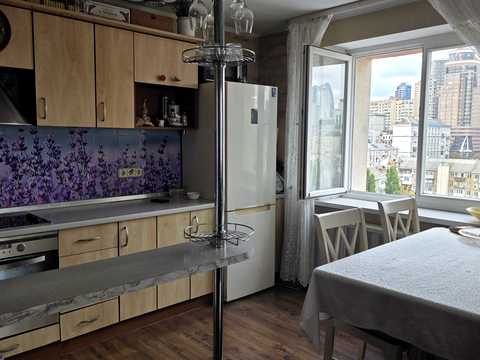квартира за адресою Антоновича вул. (Горького), 122
