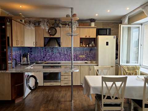 квартира за адресою Антоновича вул. (Горького), 122