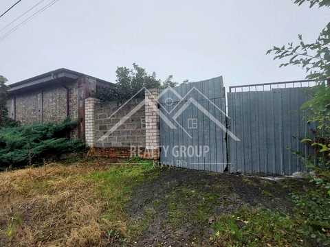 участок по адресу с. Марьяновка, Набережна, 25