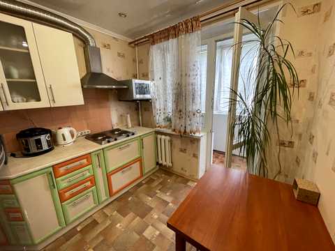 квартира по адресу Менахем-Мендл Шнеерсона ул. (Мініна), 9