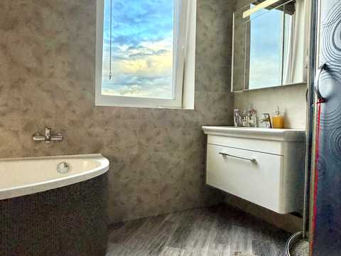квартира за адресою Олени Пчілки вул., 8