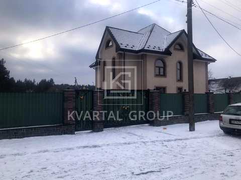 будинок за адресою смт. Біла Криниця, Стадіонна